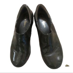 - COLE HAAN Womens Size 5,5 B Slip On Leather Clogs/Mules, Dark Green Olive